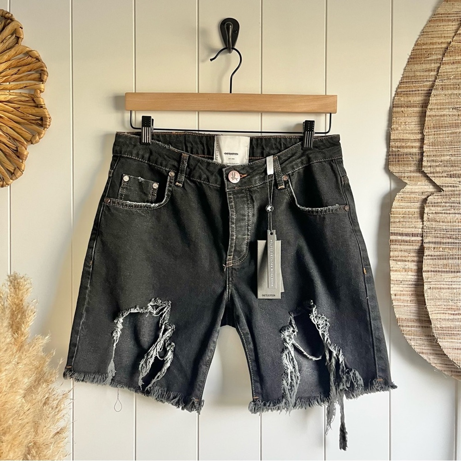 One Teaspoon shorts 28 jean shorts cotton denim jorts Stevies