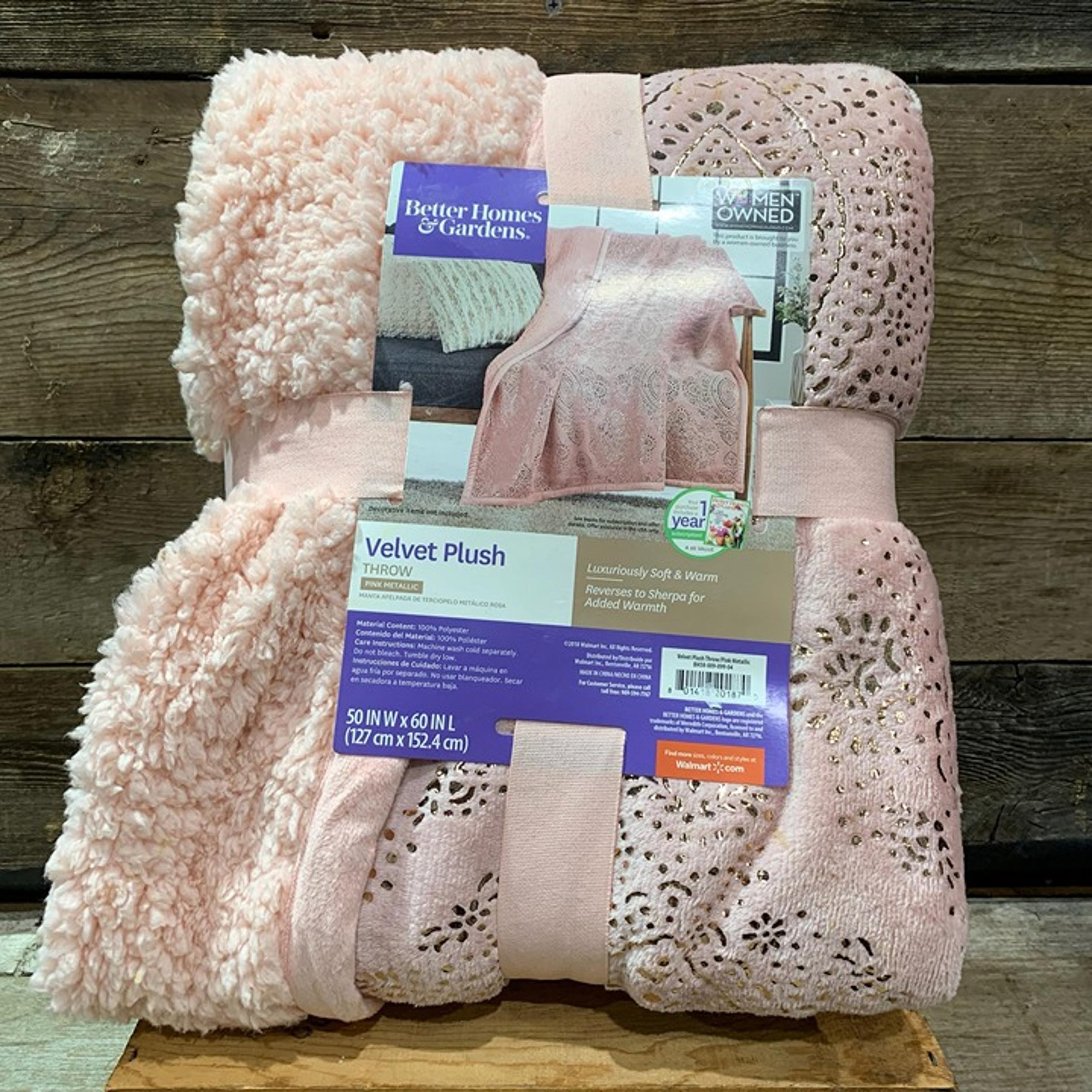 Better Homes & Gardens, Velvet Plush Throw, Pink Metallic, 50" x 60", NIP