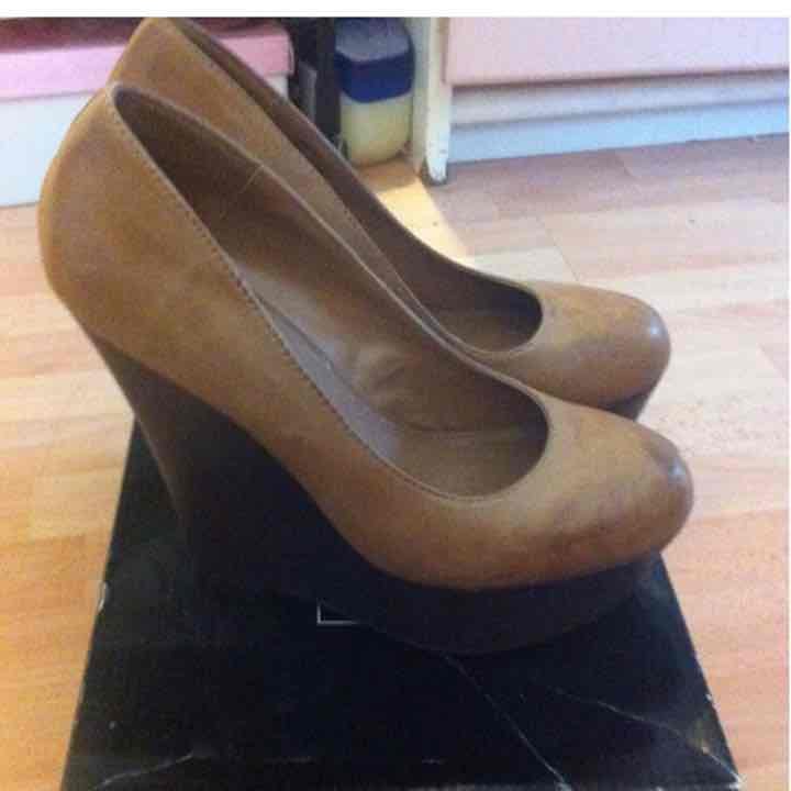 Brown wedges