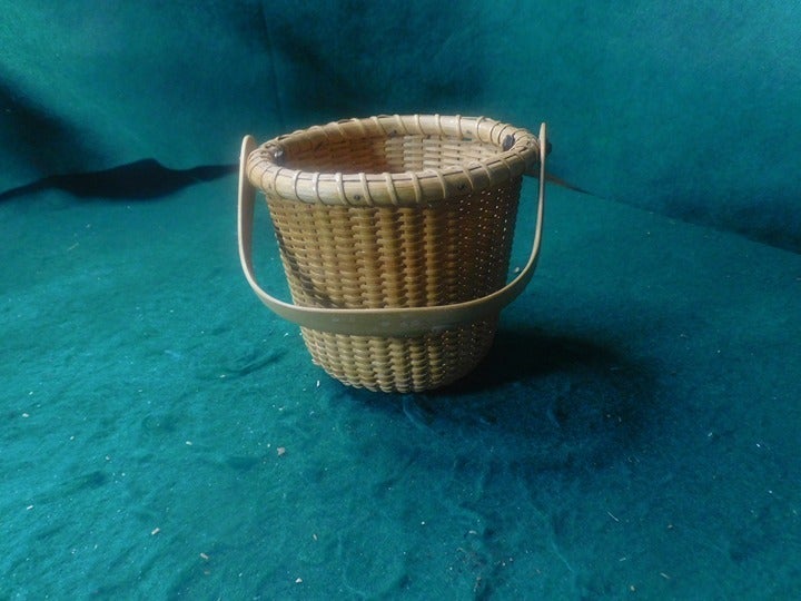 PENNY WILKINSON NANTUCKET HANDCRAFTED BASKET