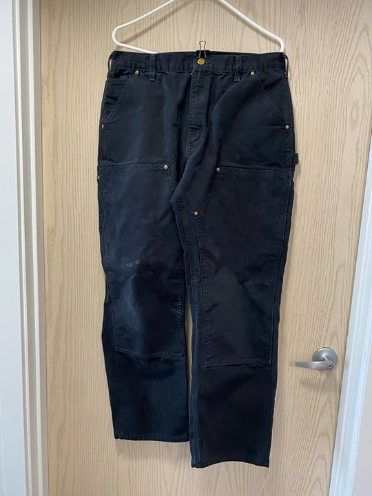 Carhartt Size 36 x 32 Men’s Black Cargo Pants.