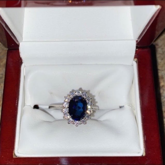 Blue Sapphire Gemstone Crystal 925 Sterling Silver Ring