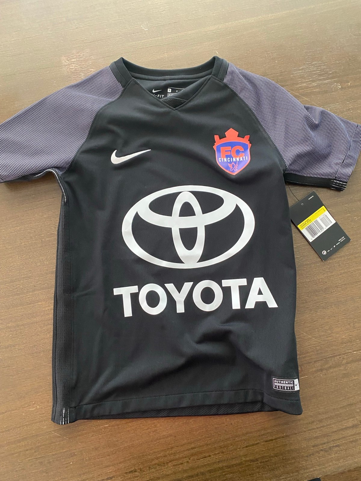 FC Cincinnati Nike Jersey Youth Small Soccer Training New NWT Fast Ship USL