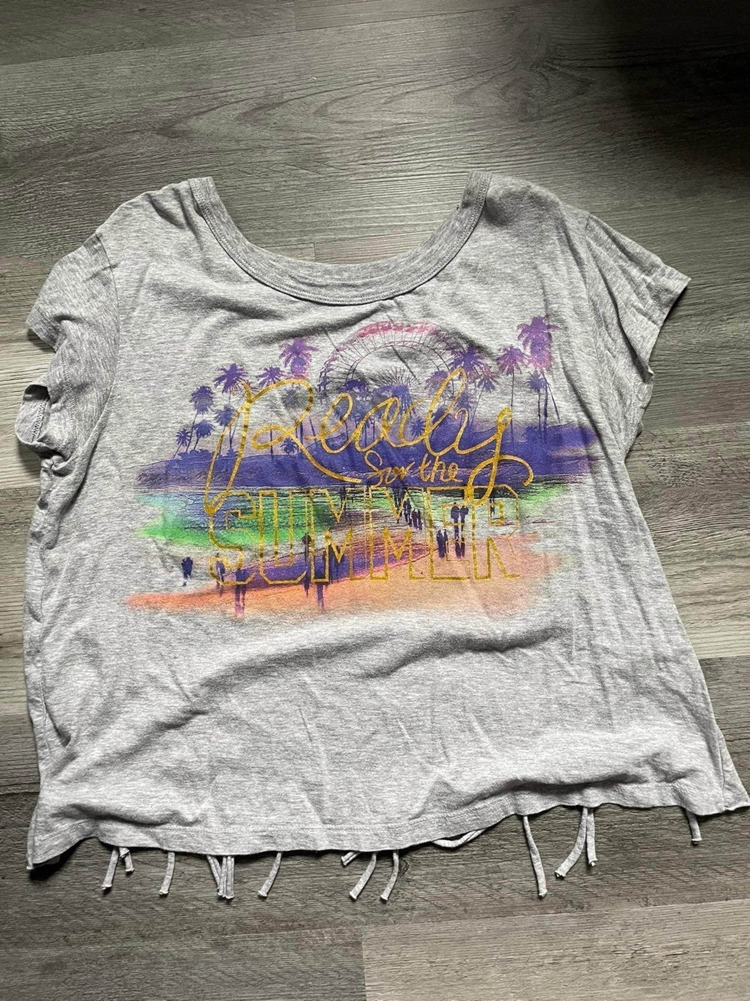 Gray Tshirt