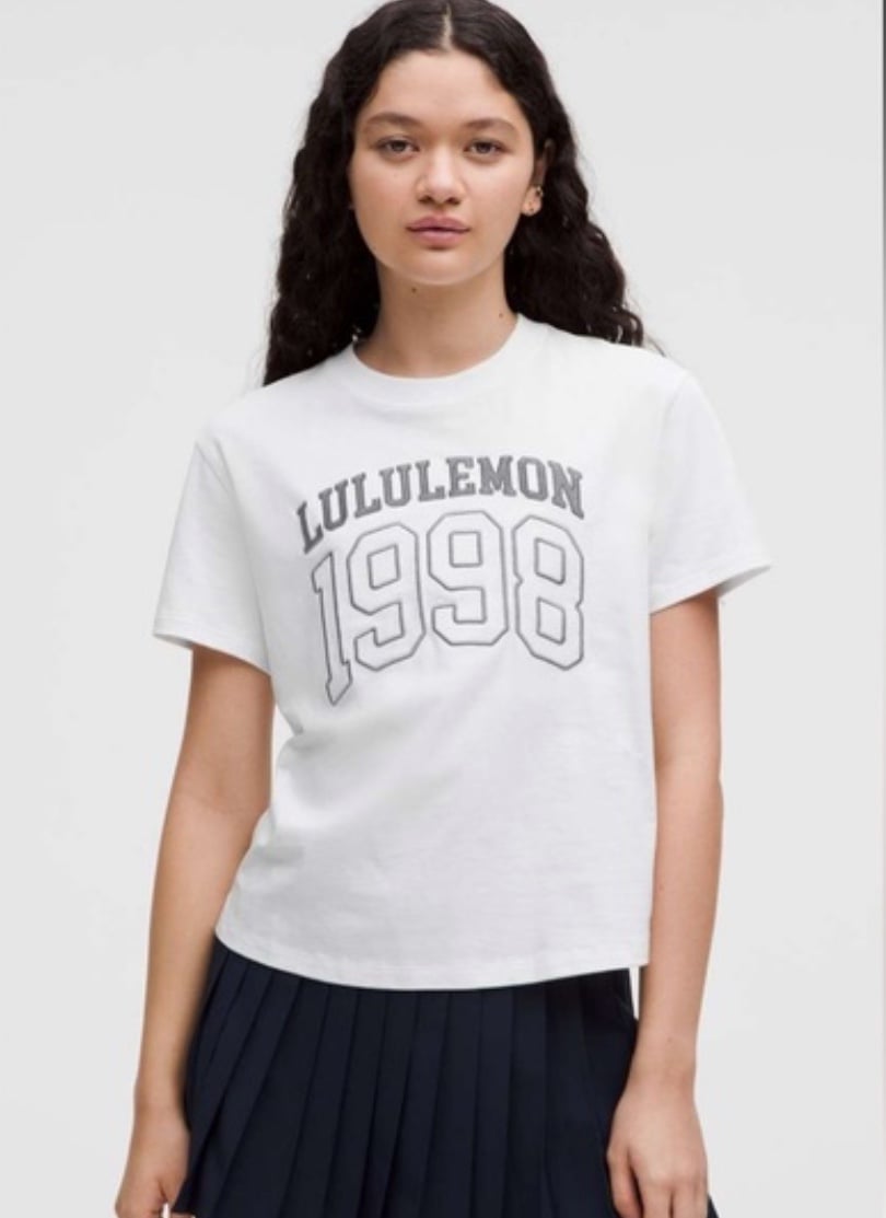 Lululemon Relaxed-Fit Cotton Jersey Tee *Graphic size 6 wht