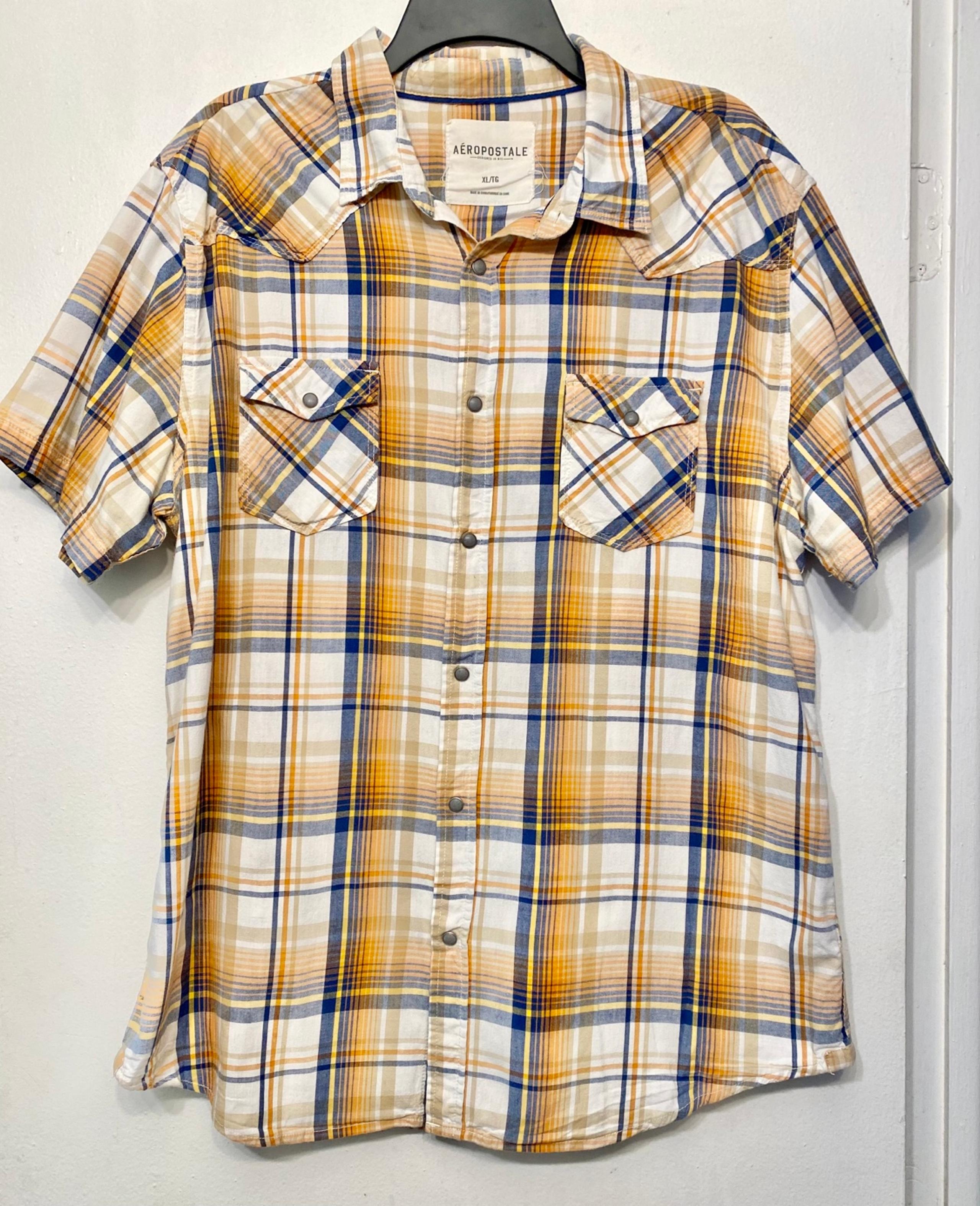 Aéropostale Men’s Plaid Button Down XL Short Sleeve Shirt Orange and Blue