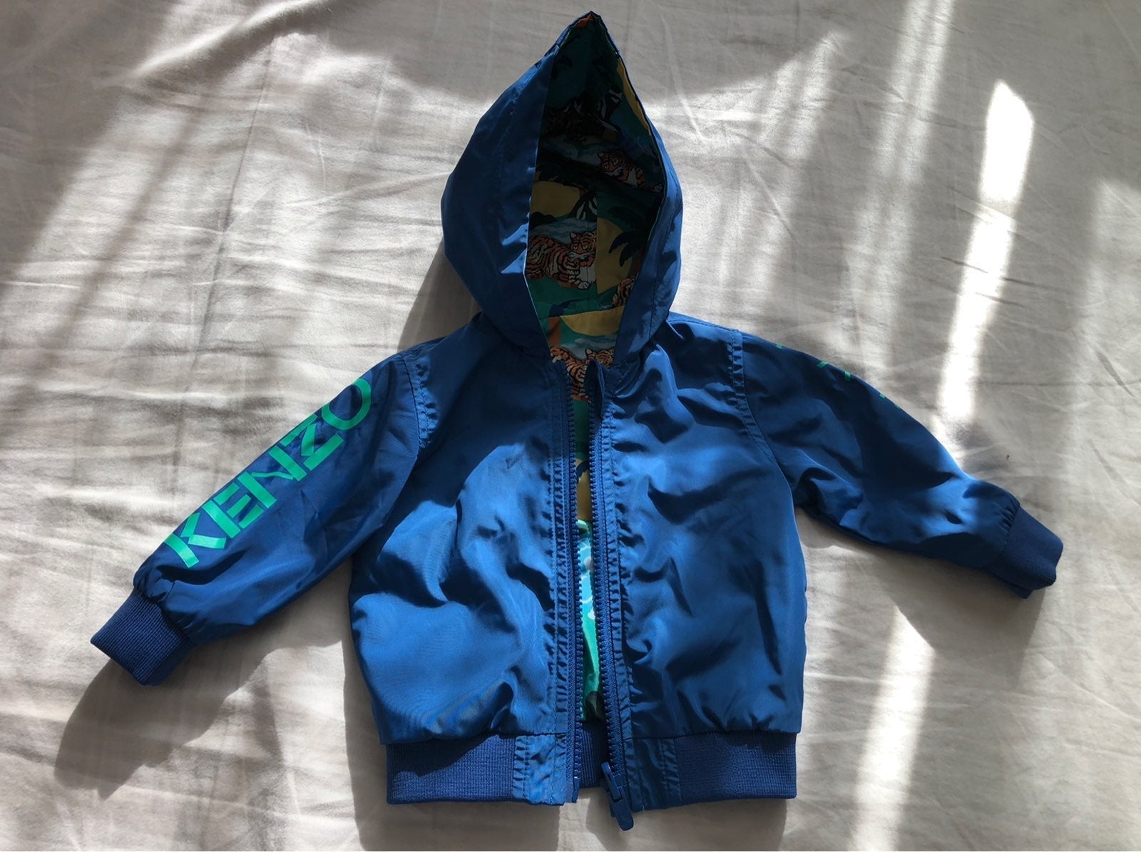 Kenzo baby revelseble jacket 6 to 9 mont