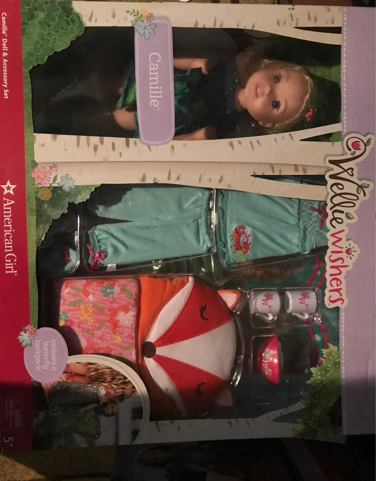 American girl Camille with accessories b