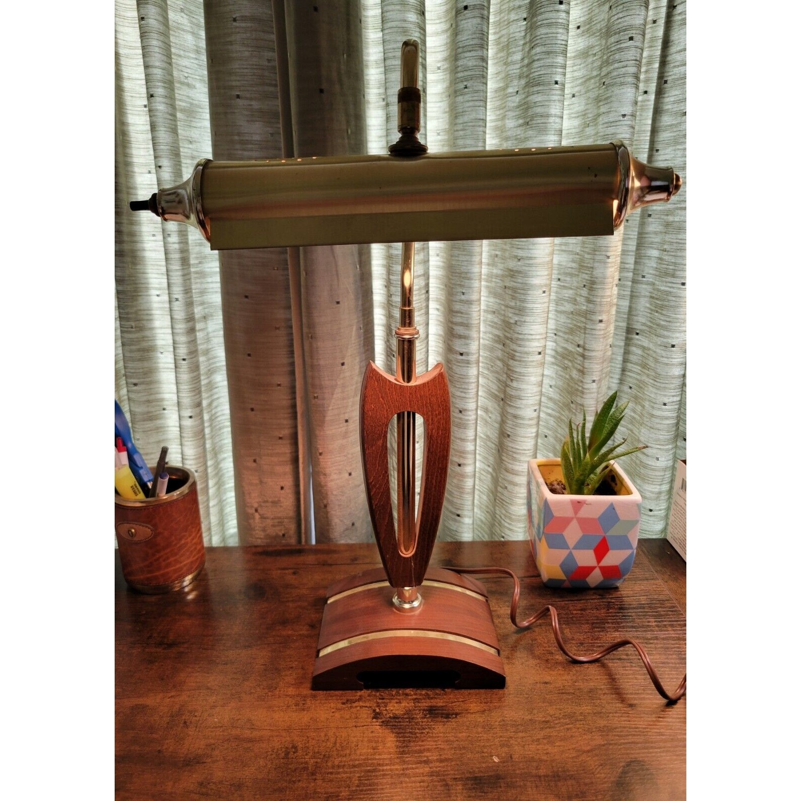 Mid Century Modern (MCM) Wood & Brass Desk/Piano Lamp - Retro Works!