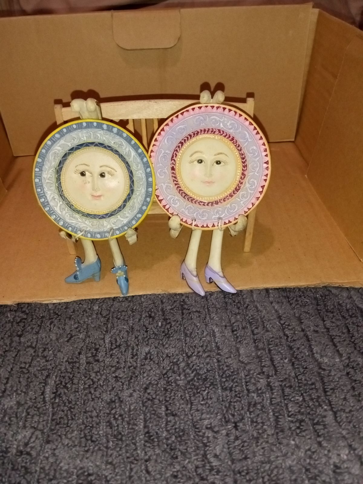 Vintage tea party resin anthropomorphic shelf sitters