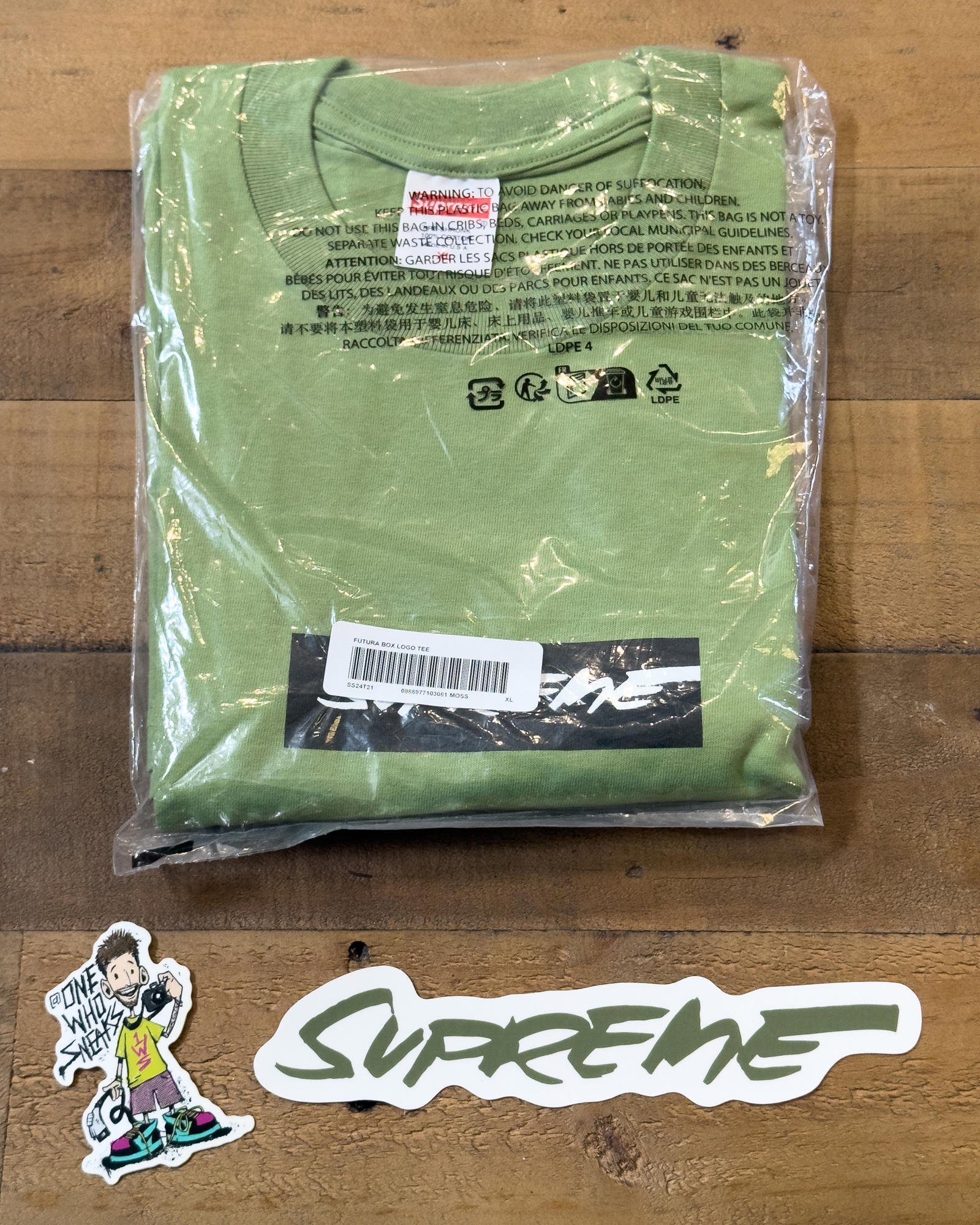 Supreme Futura Box Logo Tee & Sticker Size XL
