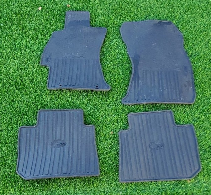 Subaru All weather floor mats