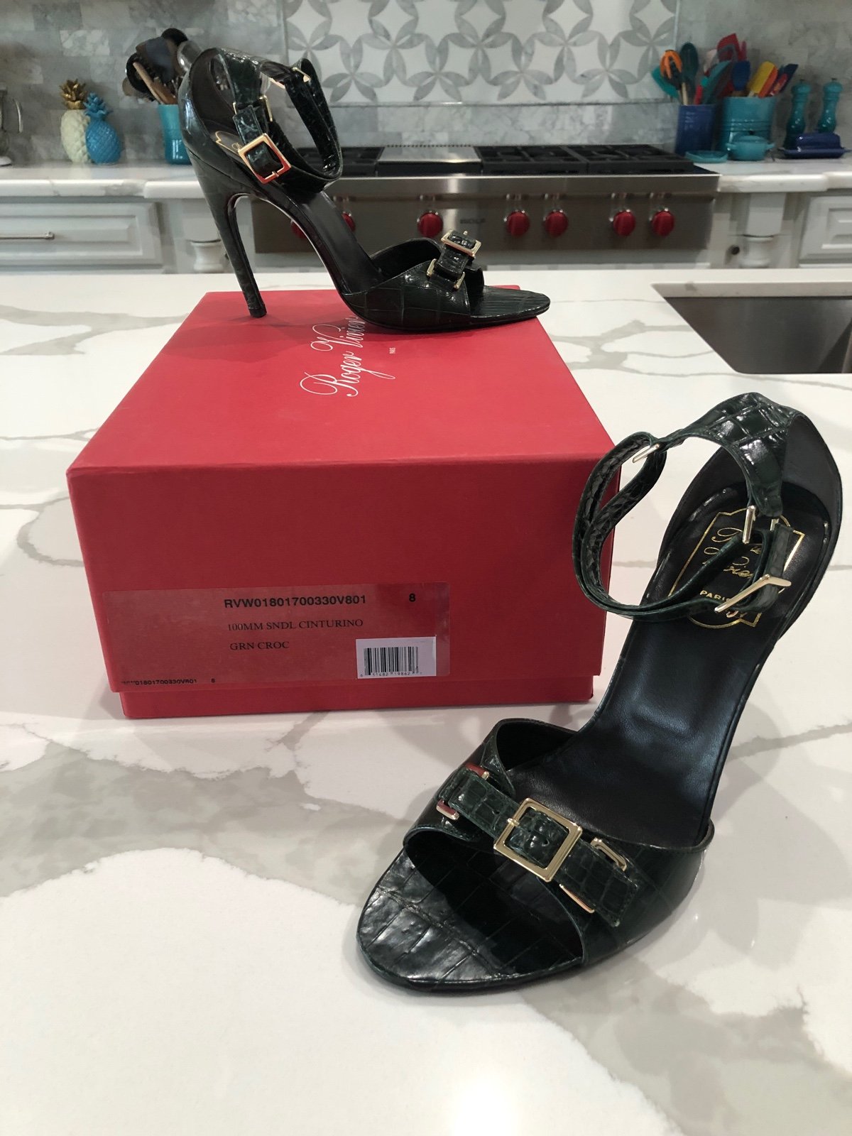 1495 BNIB Roger Vivier Crocodile Heels sz 8
