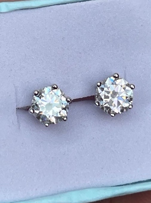 2 CT Moissanite Diamonds Stud Earrings 925 Sterling Silve