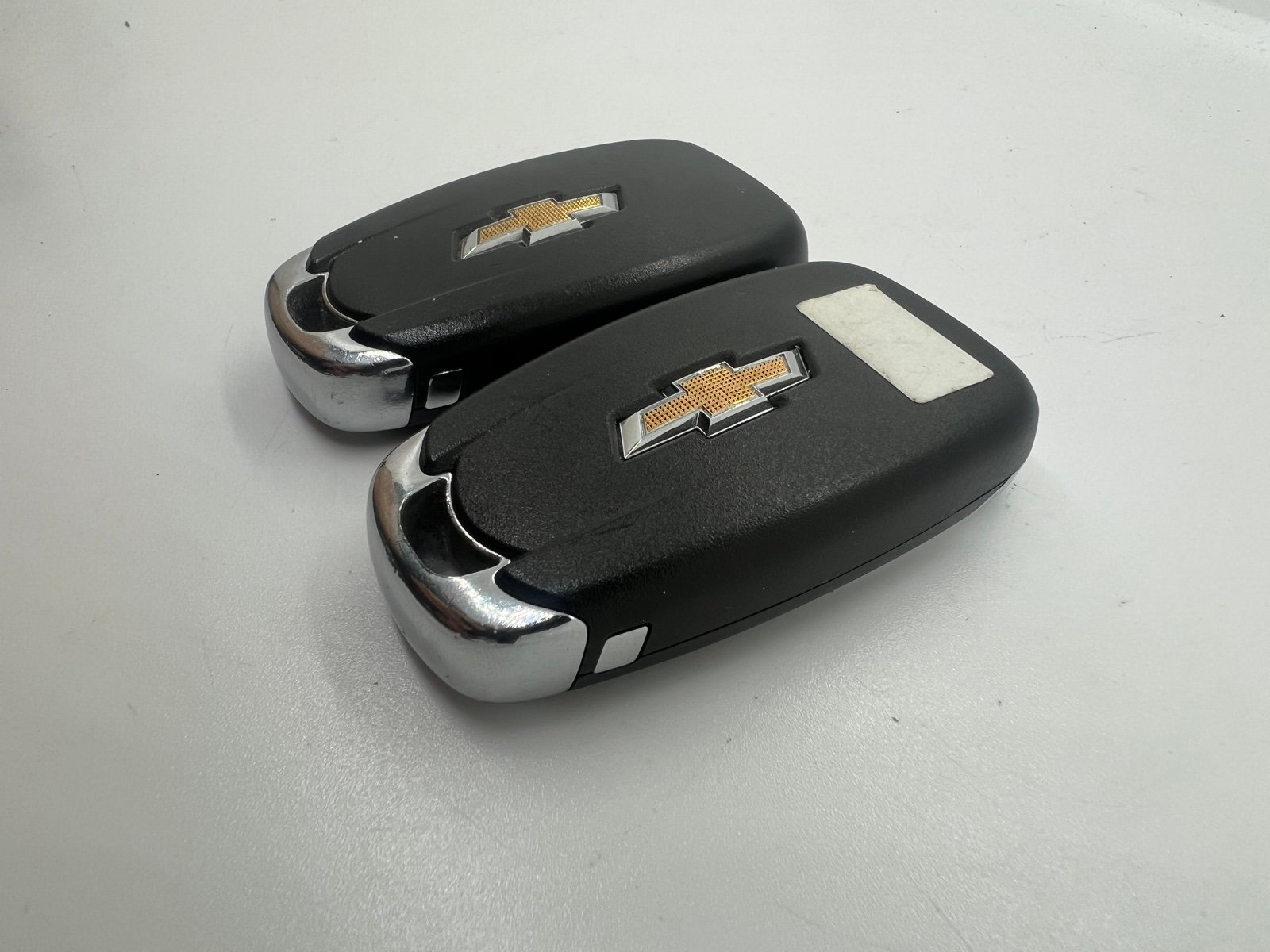 2 - OEM Chevrolet Spark , Sonic , Equinox 13508766