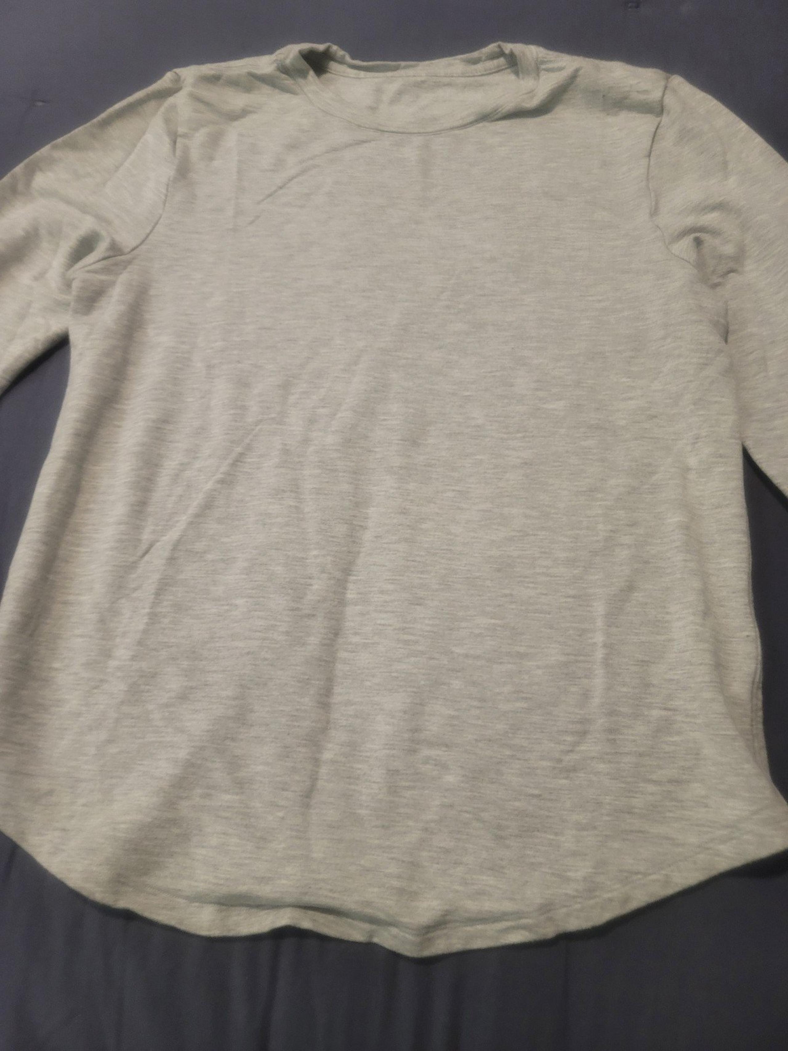 Lululemon Gray Striped Long Sleeve Gym Workout T-Shirt Size M