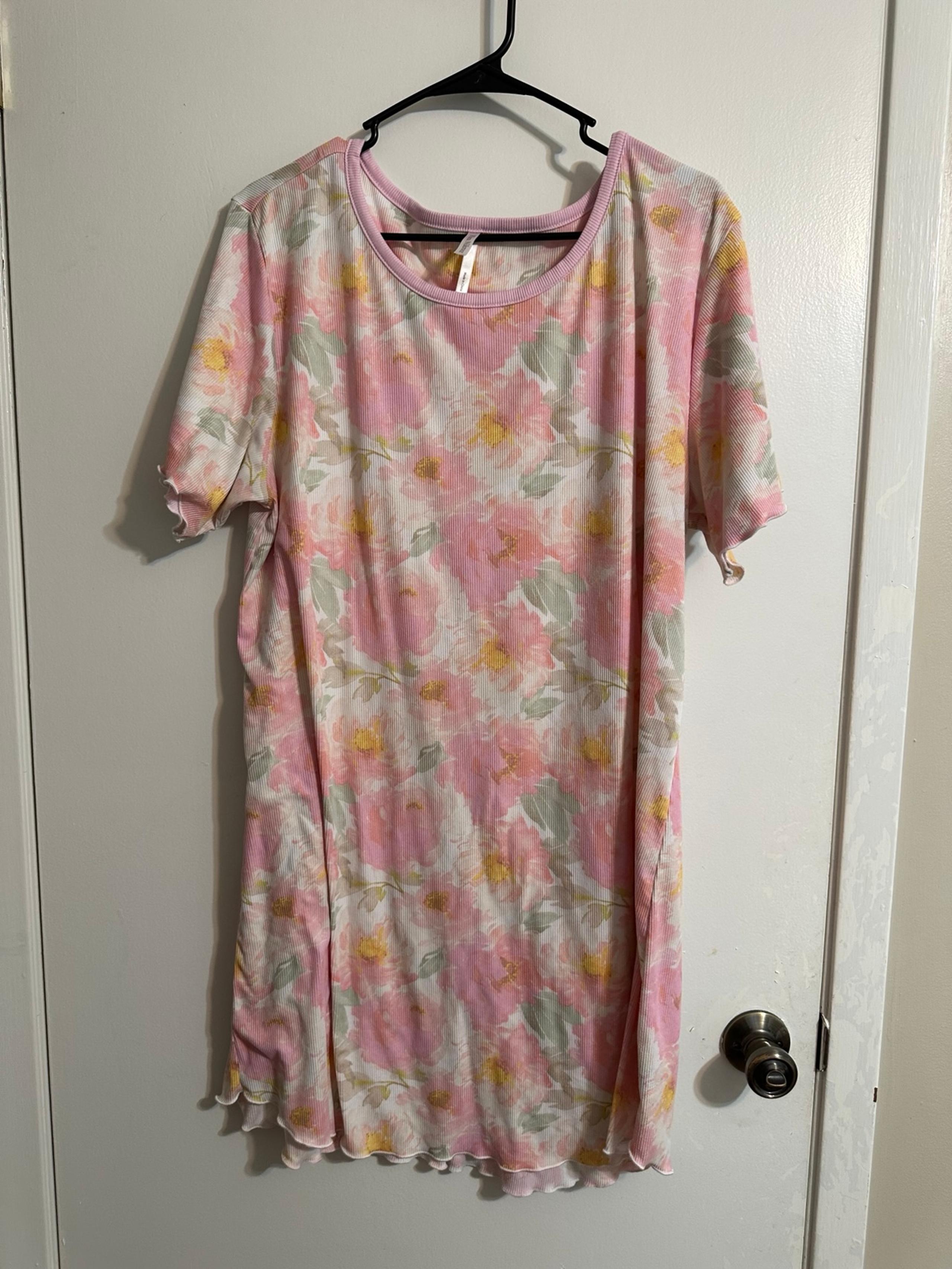 Women’s Flora Nikrooz Nightgown Size XL(14/16)