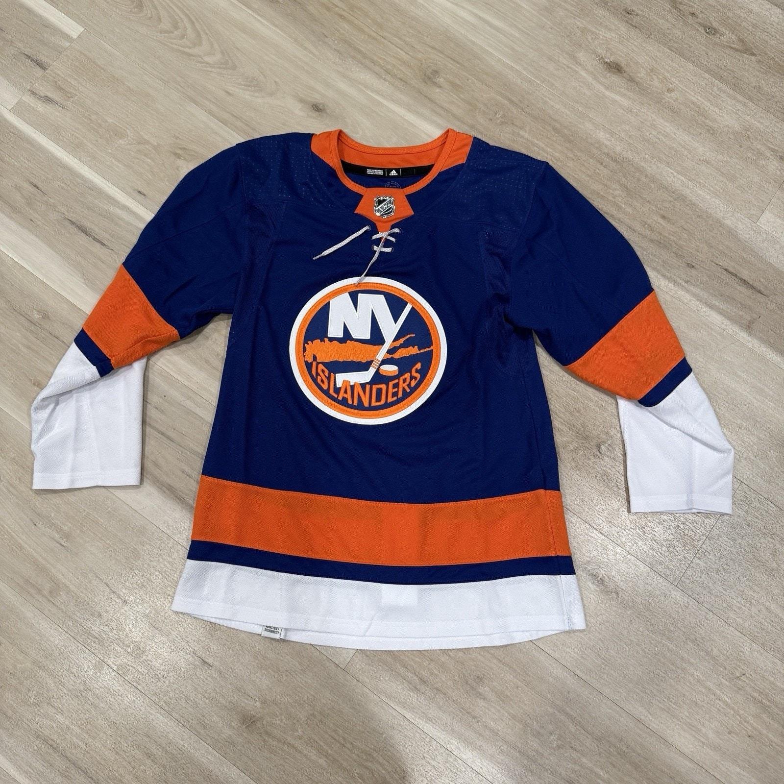 NWT Authentic Adidas NHL Jersey Size 56 New York Islanders Home GT5618