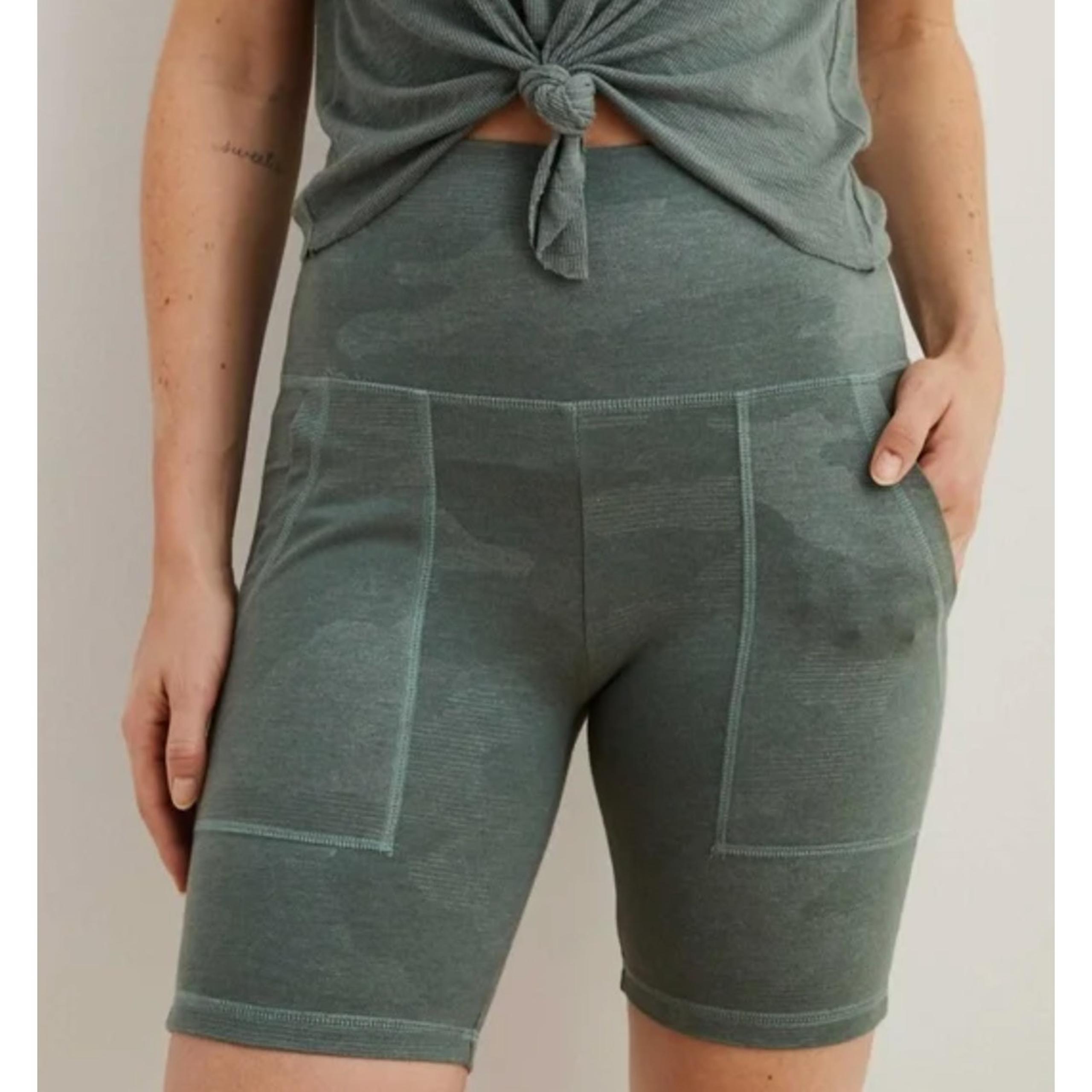 Aerie Chill Play Move Camo Bike Short Green High Rise Lounge Athleisure Small