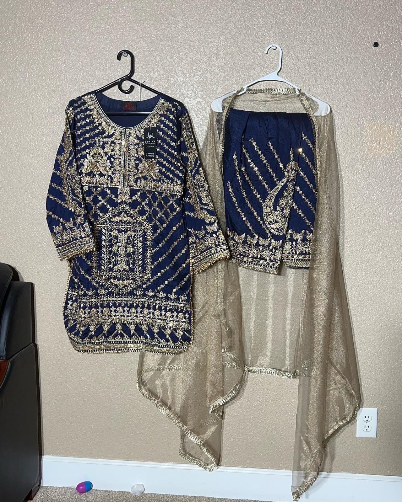 Dress, salwar kameez