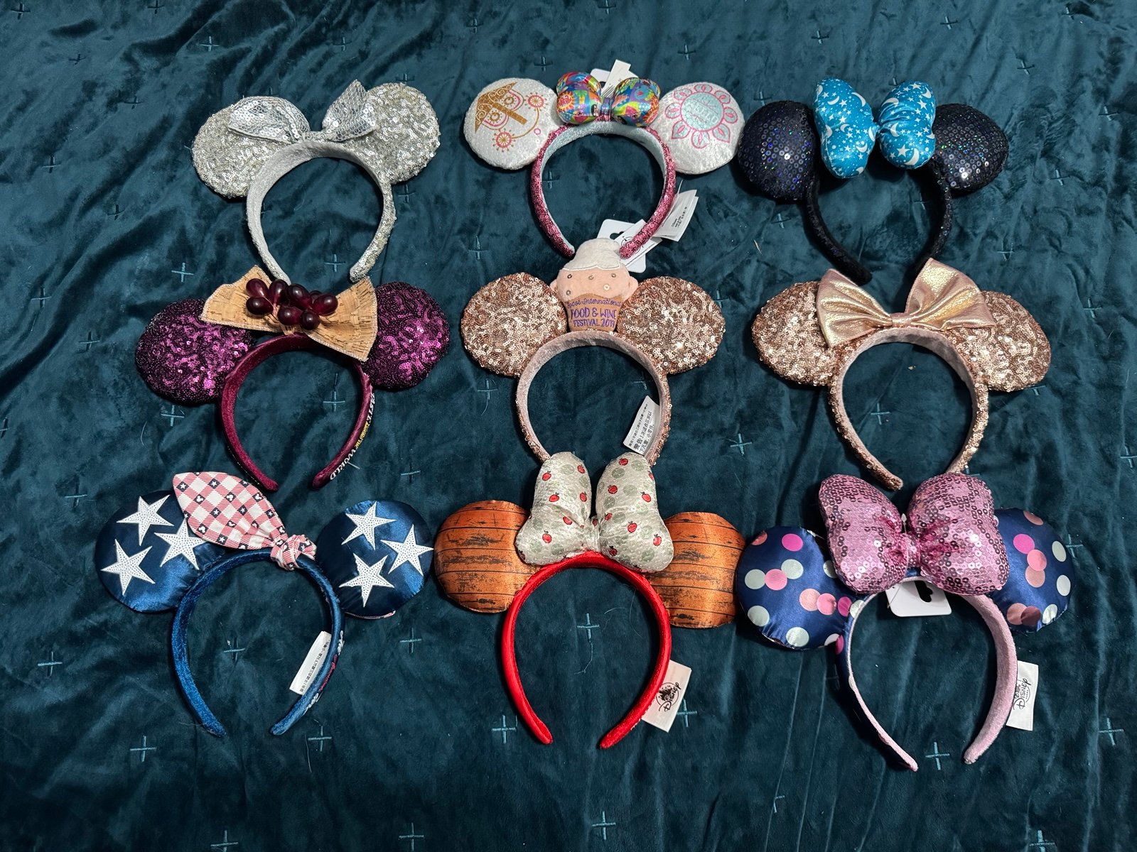 Disney Ears, Minnie/Mickey Ears lot