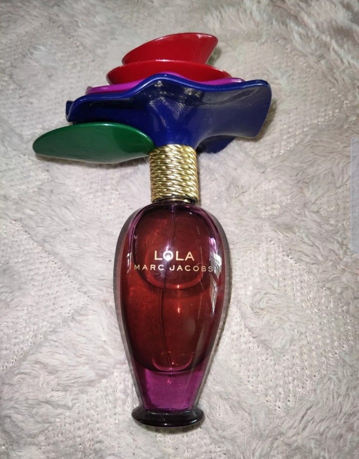 New Marc Jacobs Eau De Parfum Spray Lola 50ml / 1.7 Fl Oz - Retail 225