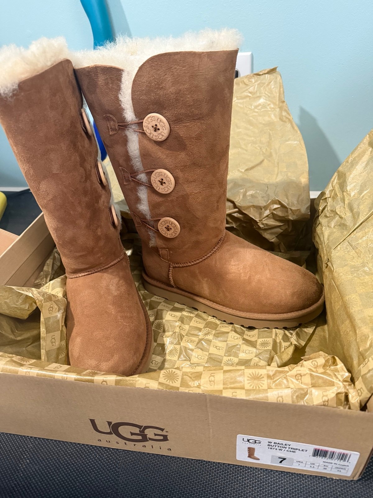 UGG Australia