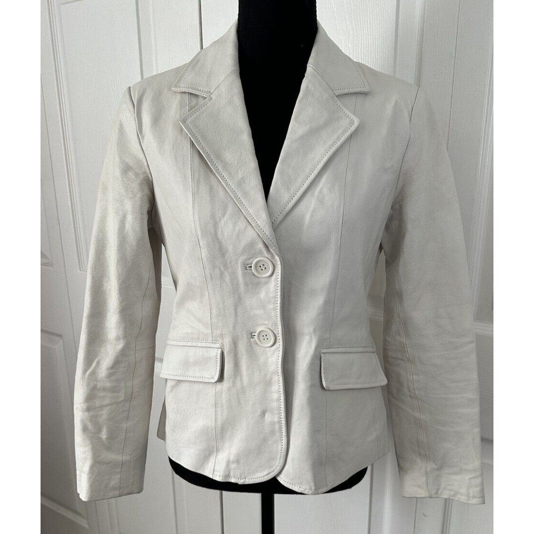 Metro Style Womens Petite 4P White Leather Moro Jacket Lined Short Collared Coat