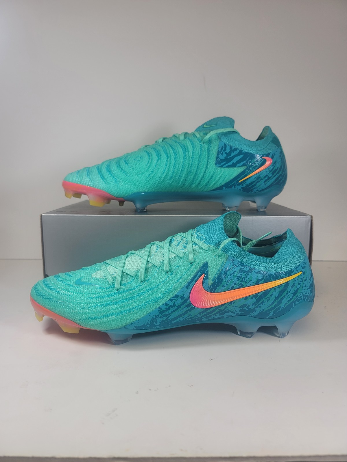 NEW Nike Phantom GX II 2 Elite LV8 FG Soccer Cleats Mens Size 12.5 FJ2560-300