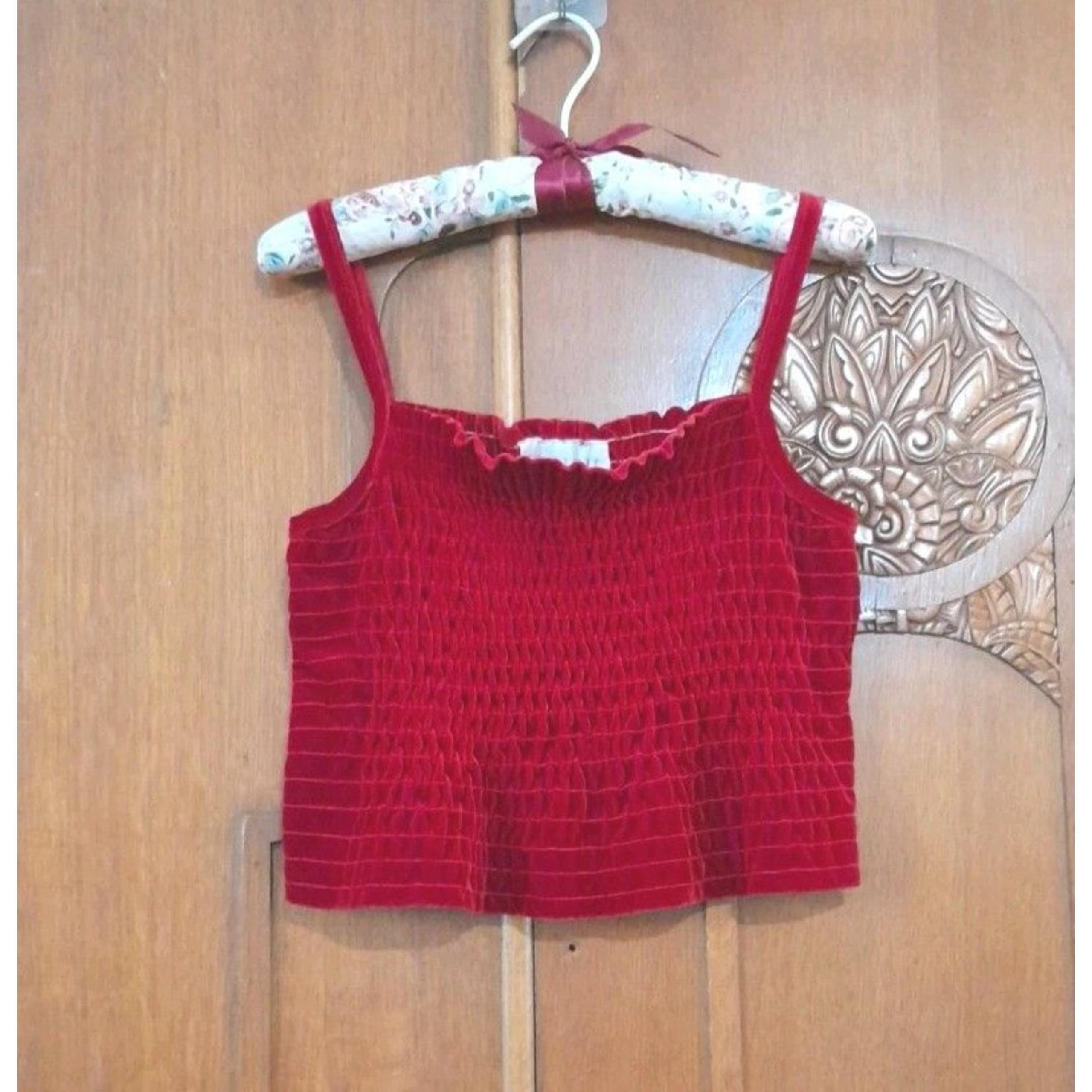 Vintage Y2K Charlotte Russe Women’s XS  Red Halter Tube Top. Pit To Pit 14". B33