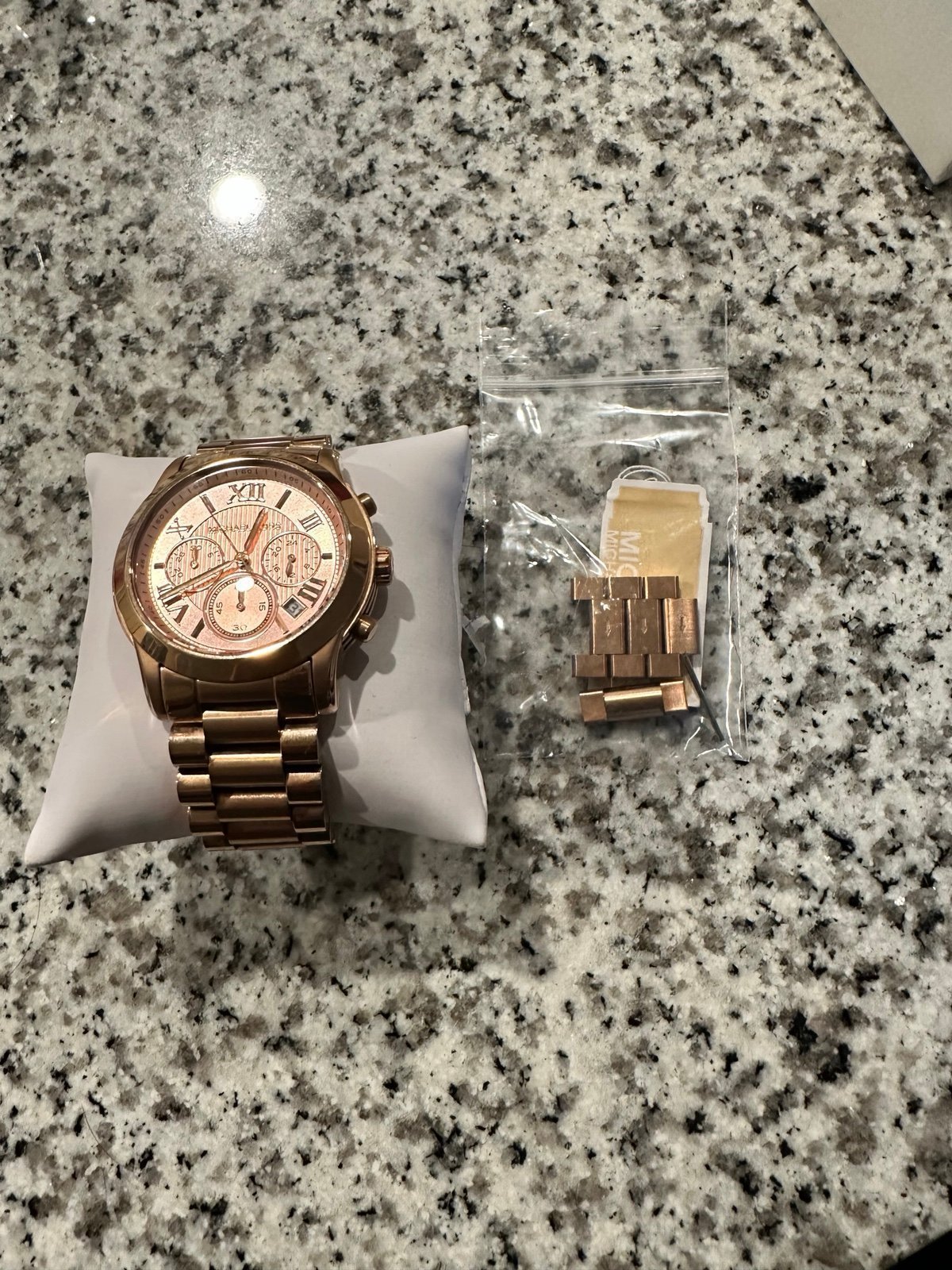 Women’s Michael Kors Rose Gold Watch