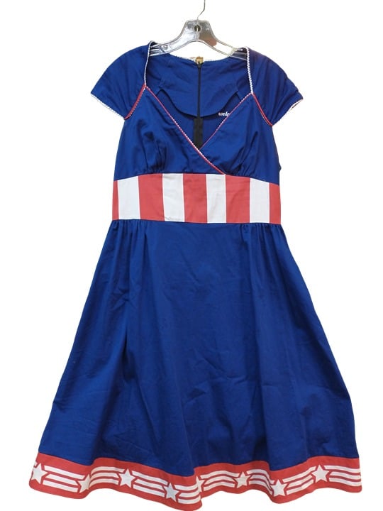 We Love Fine Marvel Captain America XL Dress