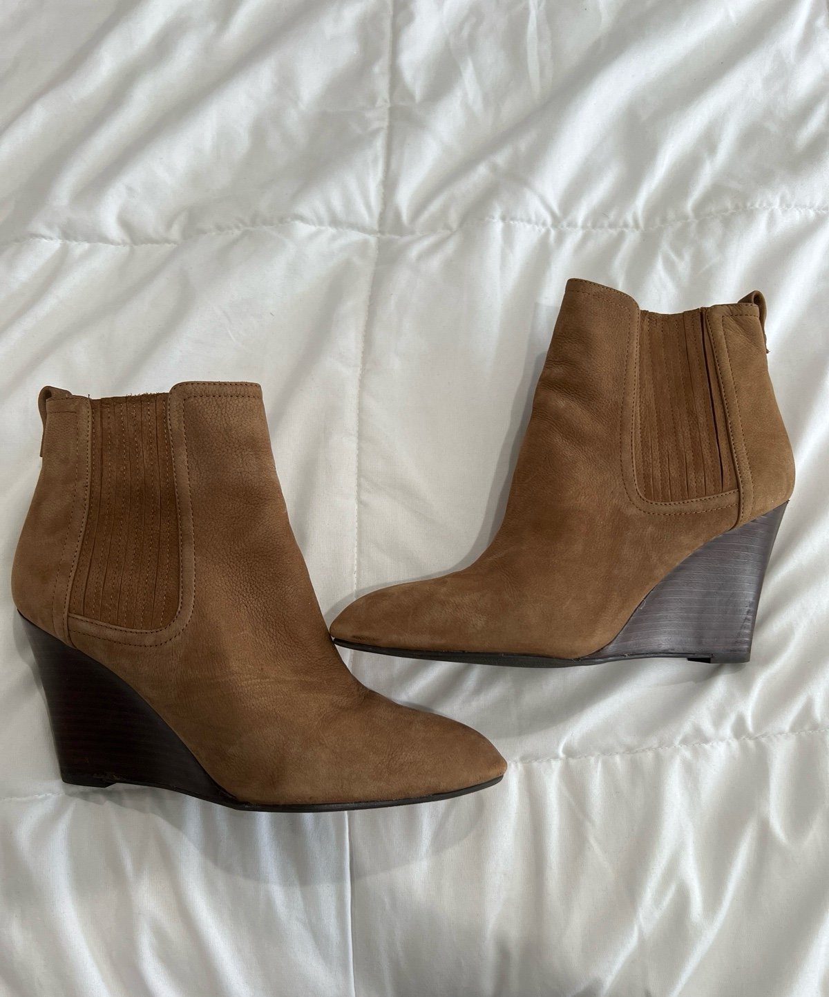 Sam edelman gillian wedge bootie deals