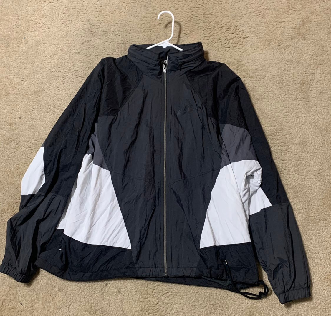 Nike Sportswear Hooded Woven Jacket Men'