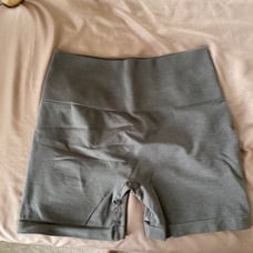 Alphalete amplify shorts