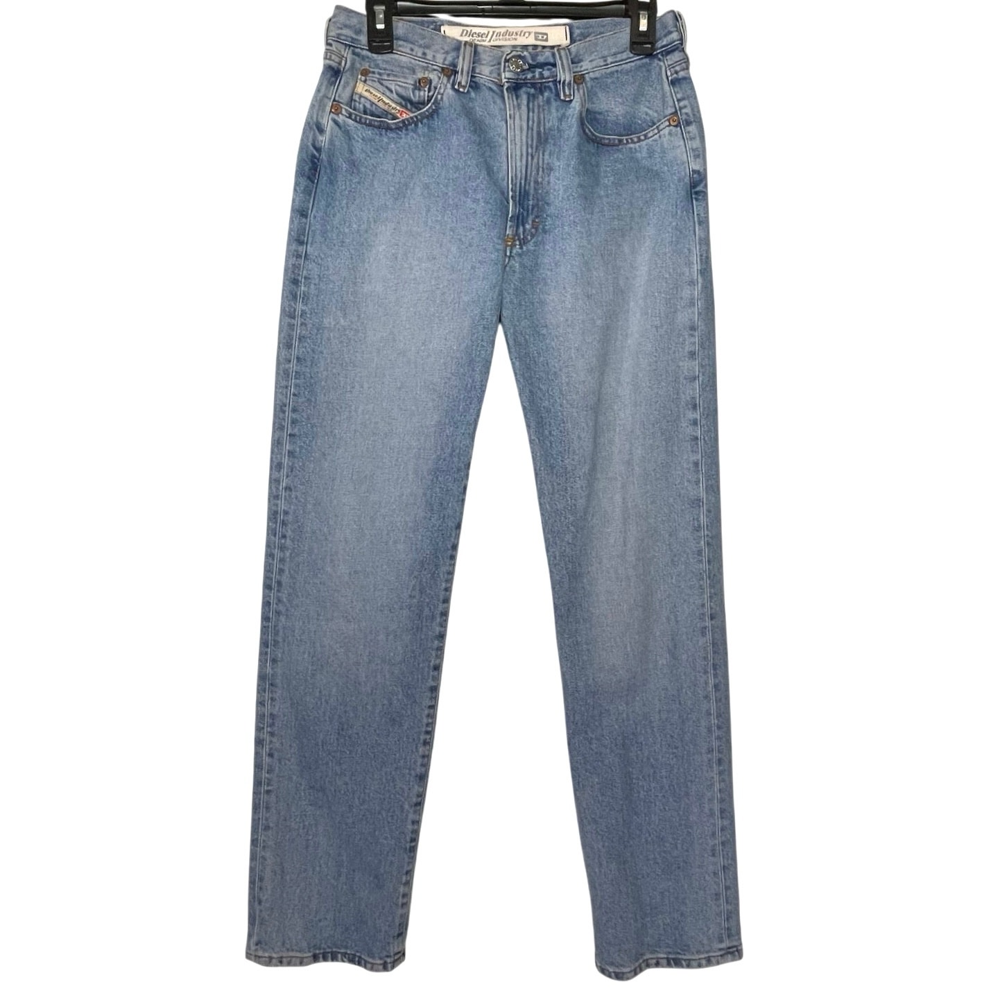 DIESEL Made in Italy Men’s Luster Slim Cut Light Wash Jean size 30