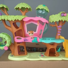 LPS Magic Motion Treehouse Playset with Walkable Chipmunk (G3-#2111)