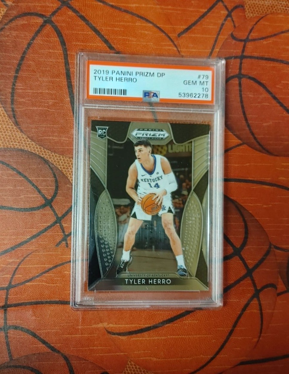 TYLER HERRO PSA GRADED 10 ROOKIE CARD