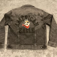 Vintage Style AMERICAN EAGLE Small 90s Tony The Tiger FrostedFlakes Denim Jacket