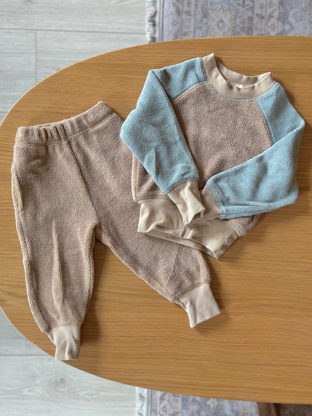 Fin and Vince set
