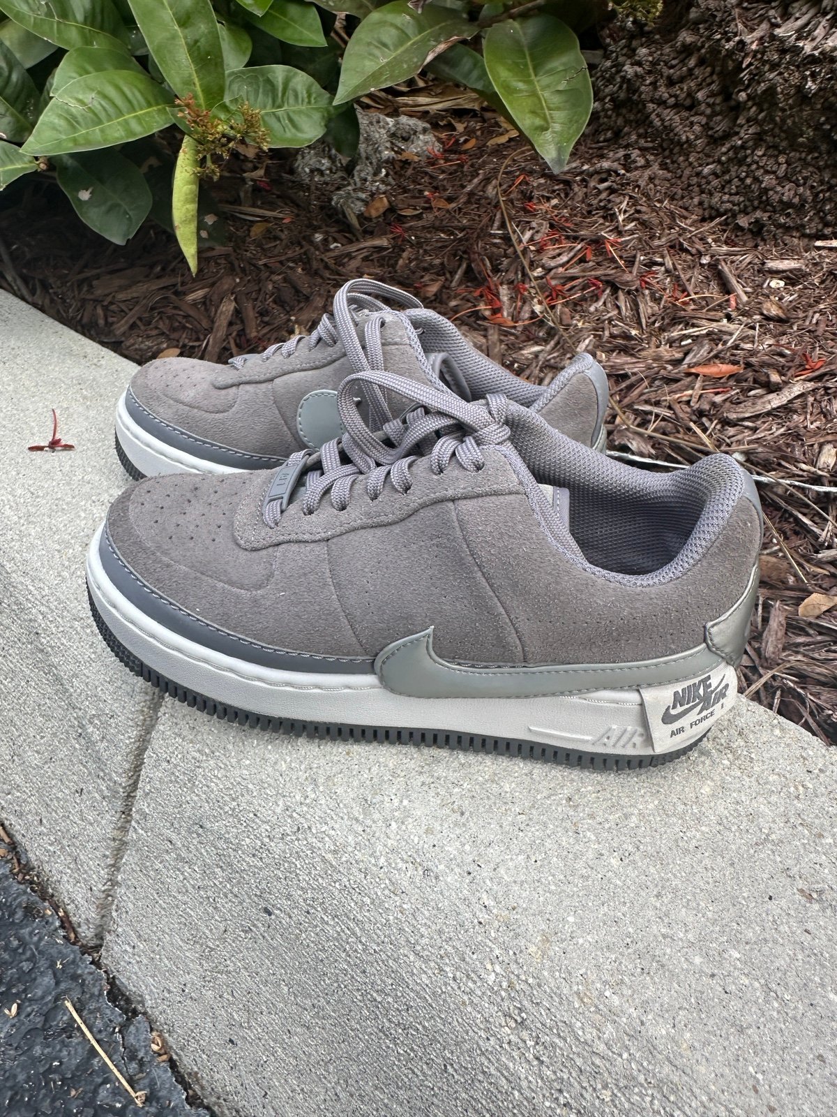 Nike Air Force 1