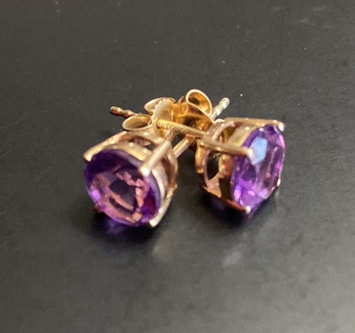 10k Gold Amethyst QJ India Quintessence Jewelry Earrings 1.4 Grams