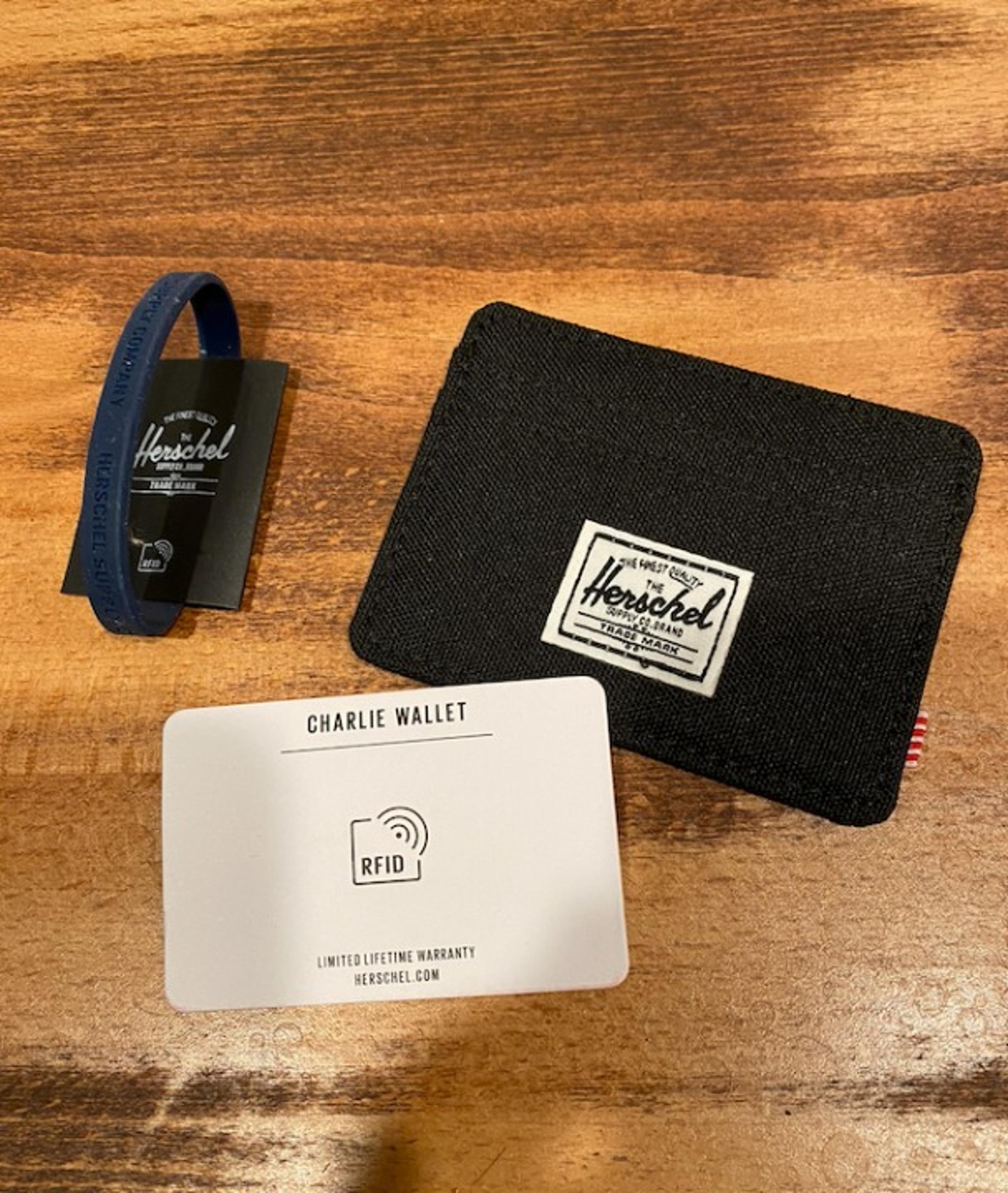 NEW* Herschel Supply Co Men's Charlie Card Holder RFID Wallet - Black