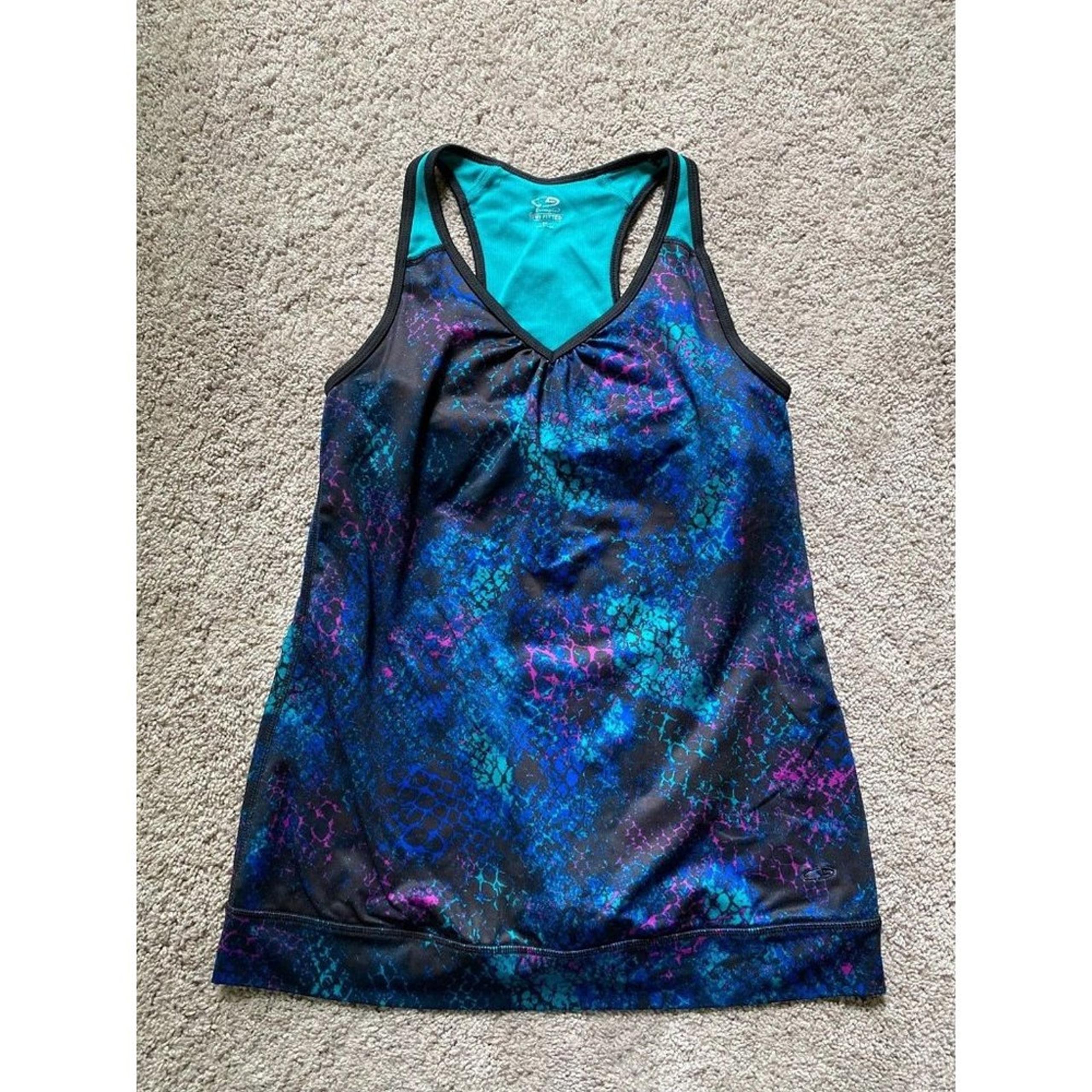 Champion women’s medium semi-fitted athletic tank top