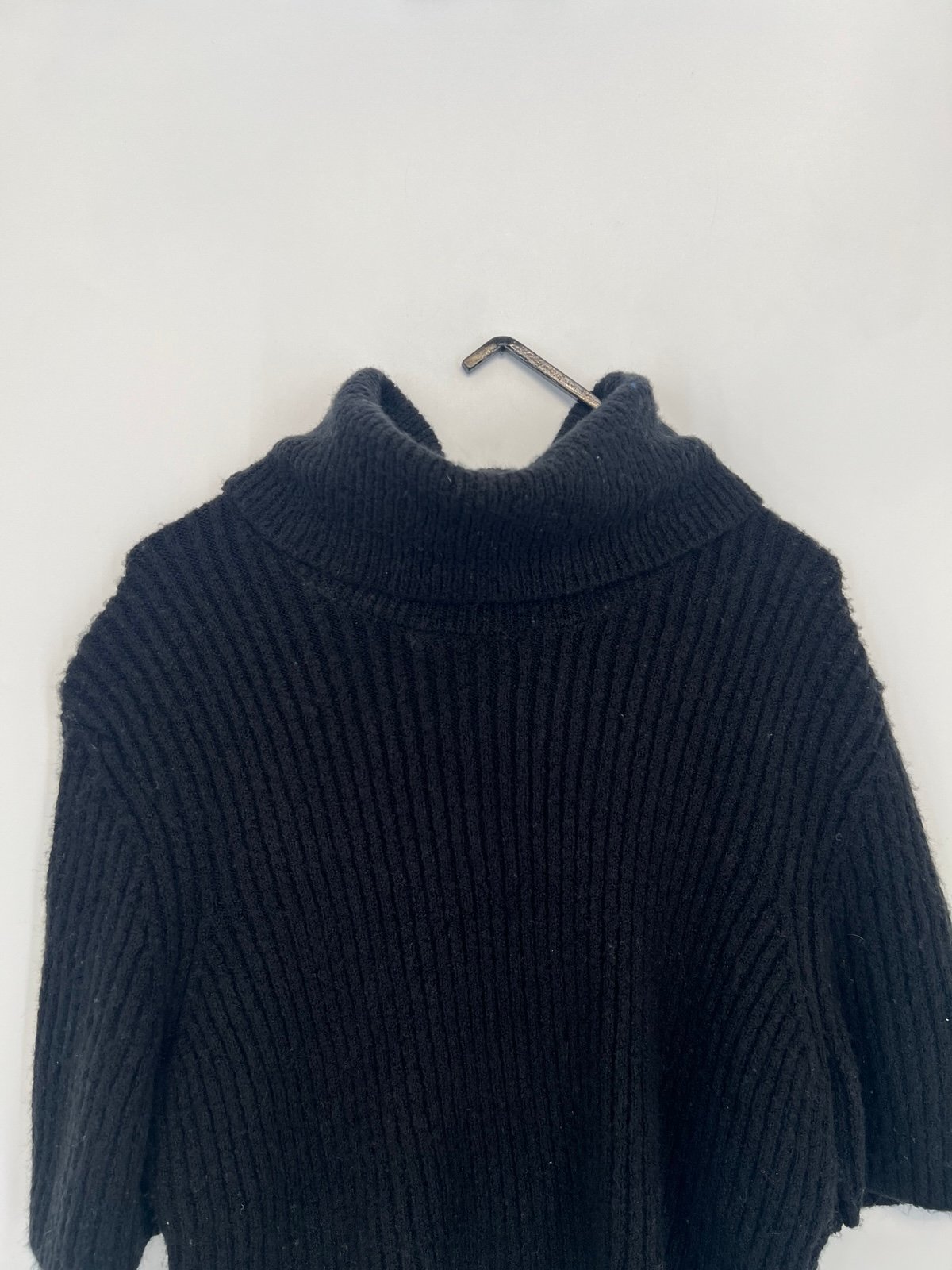 House Of Harlow 1960 Black Ribbed Knit Turtleneck Short Sleeve Sweater