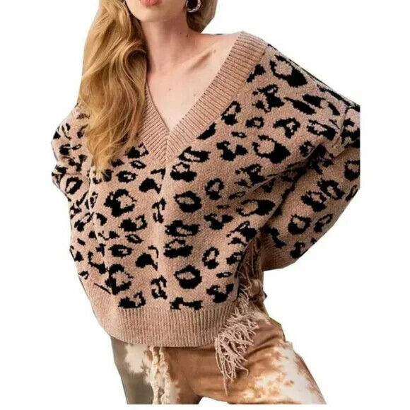 POL Distressed Leopard Chenille Sweater Pullover Size Small Oversized