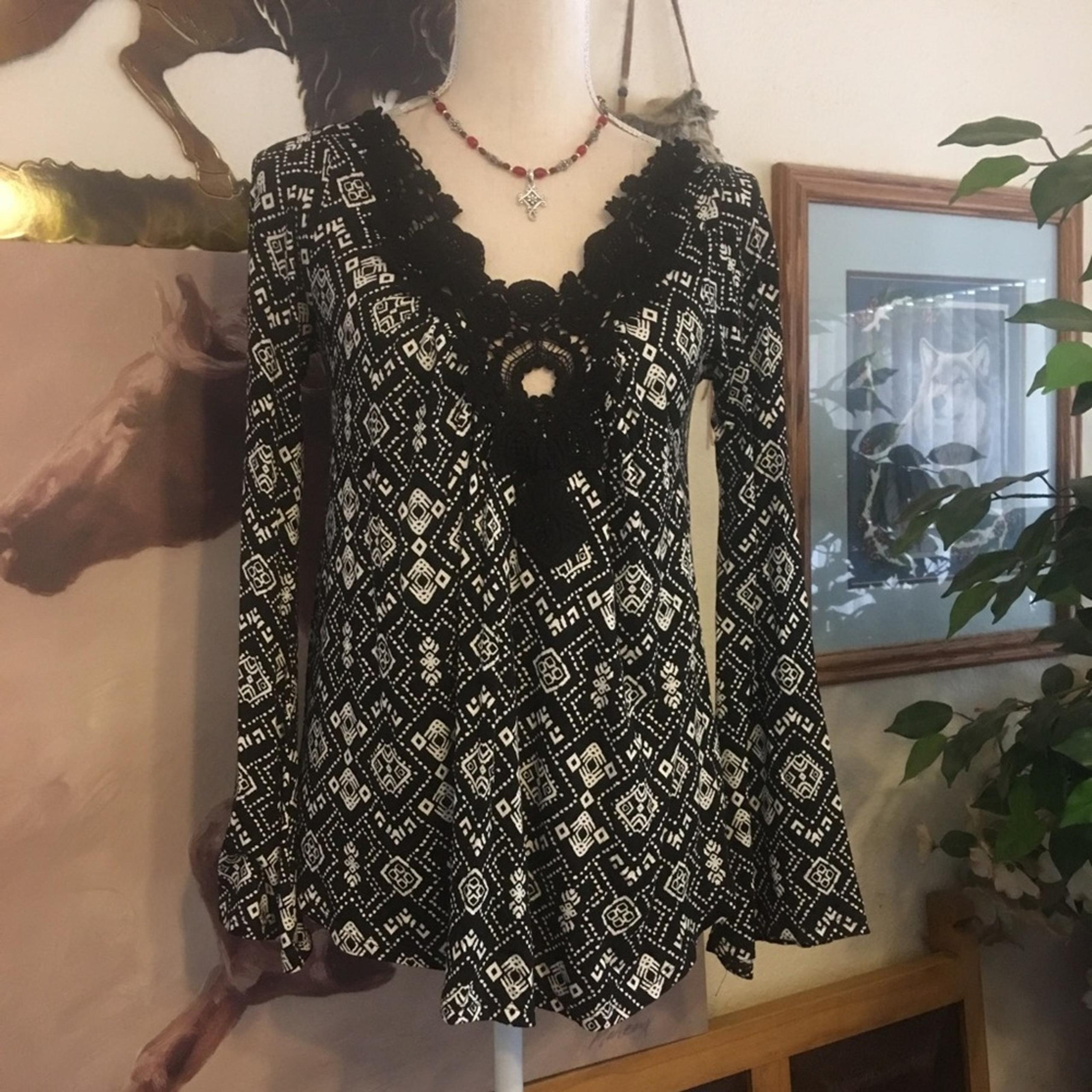 Socialite black print lace detail long sleeve top