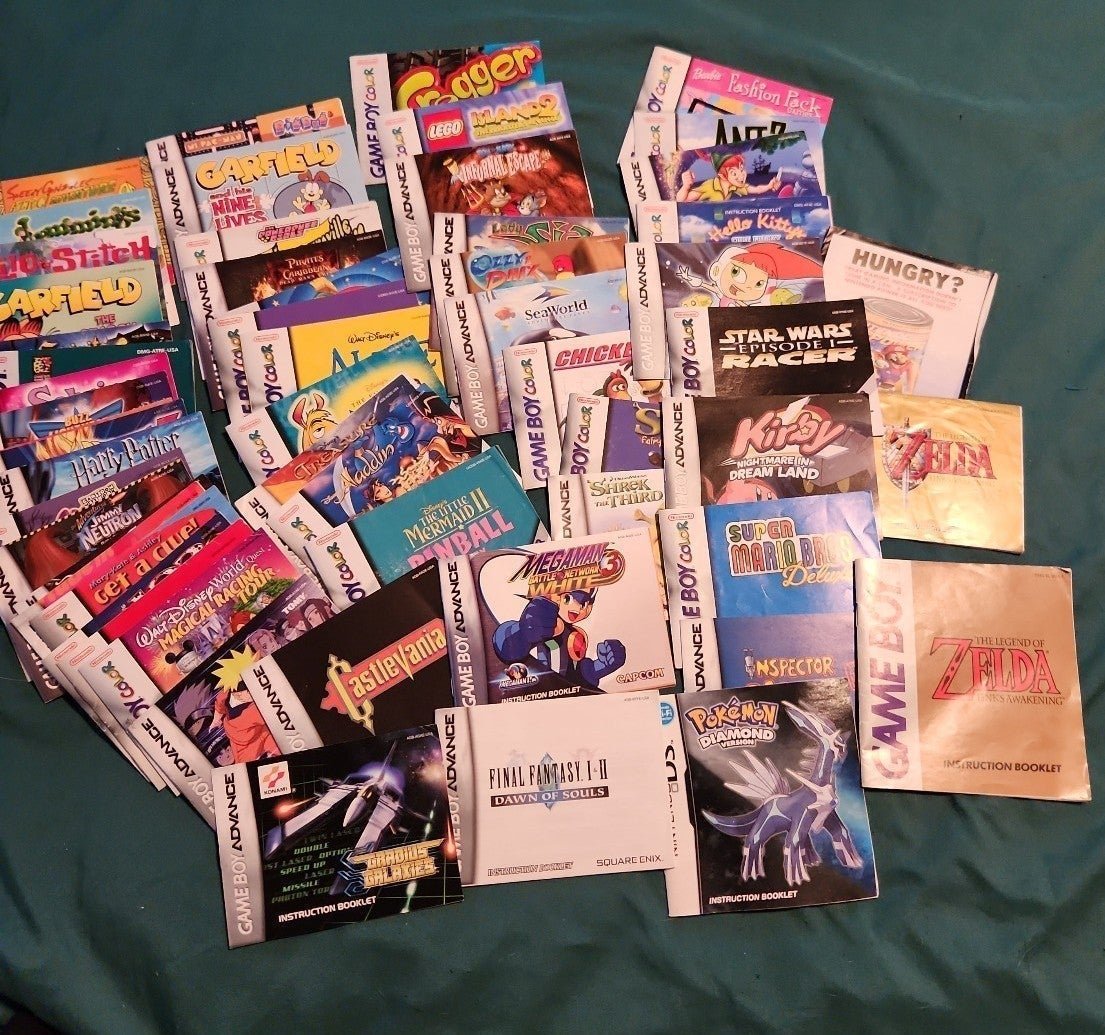Lot of nintendo gameboy-ds manual lot 50+