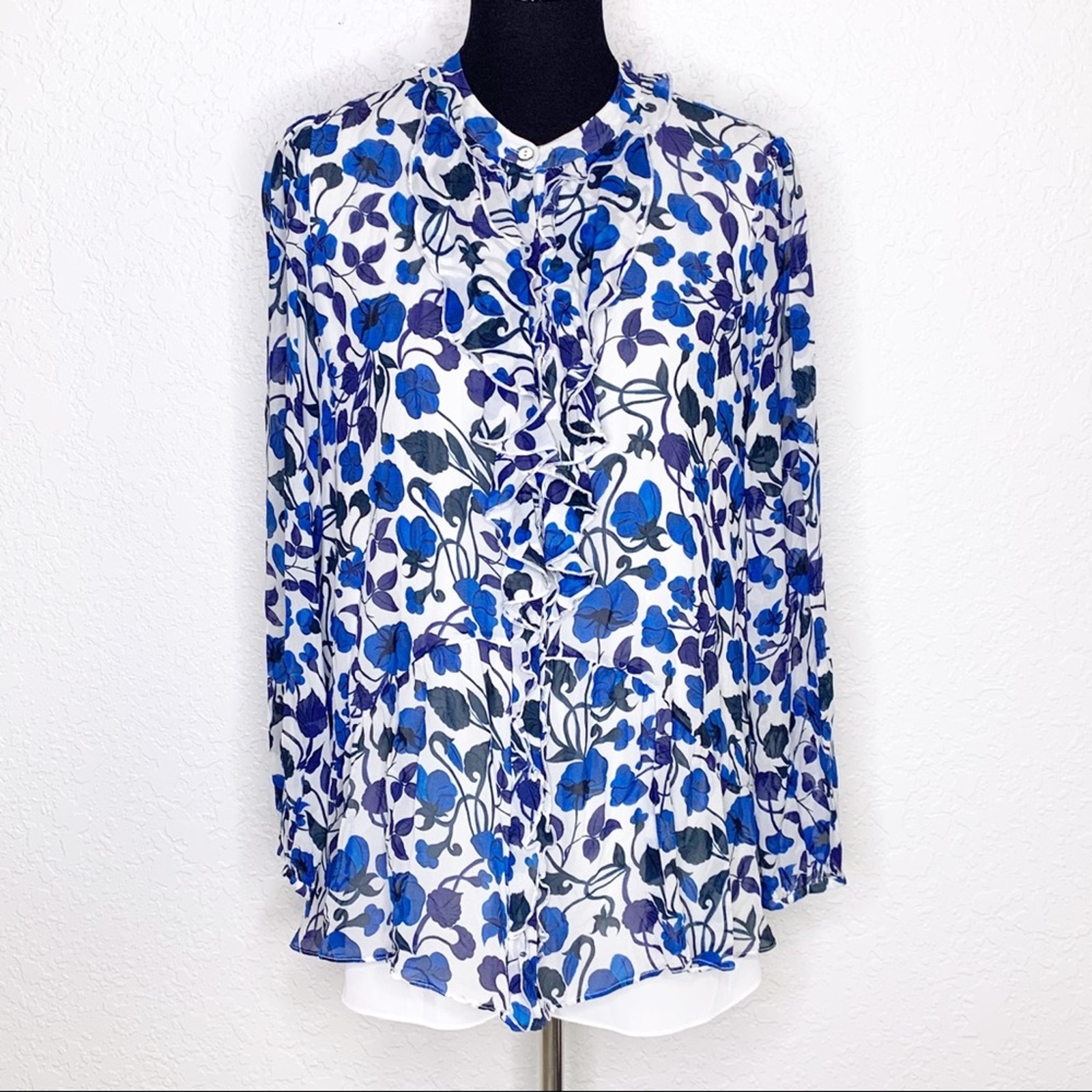 Saloni blue white floral sheer overlay ruffle trim button down top size 10