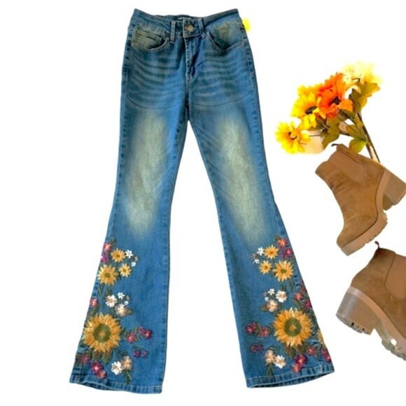 Fire & Rain Women's Flare Jeans Size 5 W24 Floral Bohemian Embroidery Blue Denim